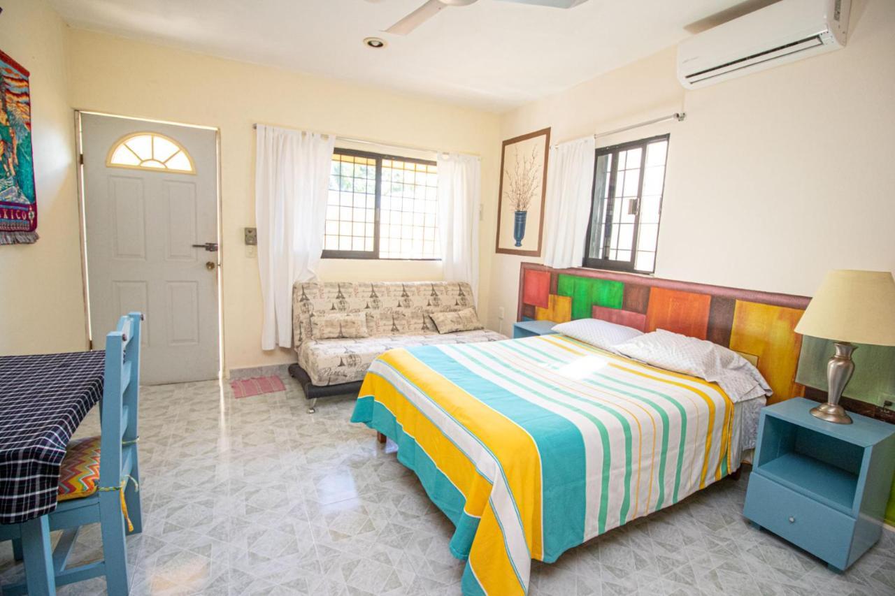 Hotel La Casa Del Almendro Playa del Carmen Zewnętrze zdjęcie