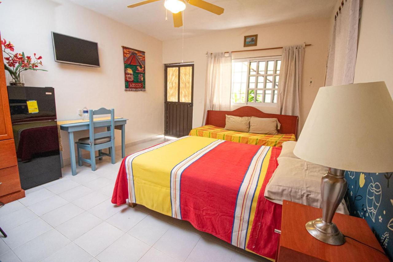 Hotel La Casa Del Almendro Playa del Carmen Zewnętrze zdjęcie