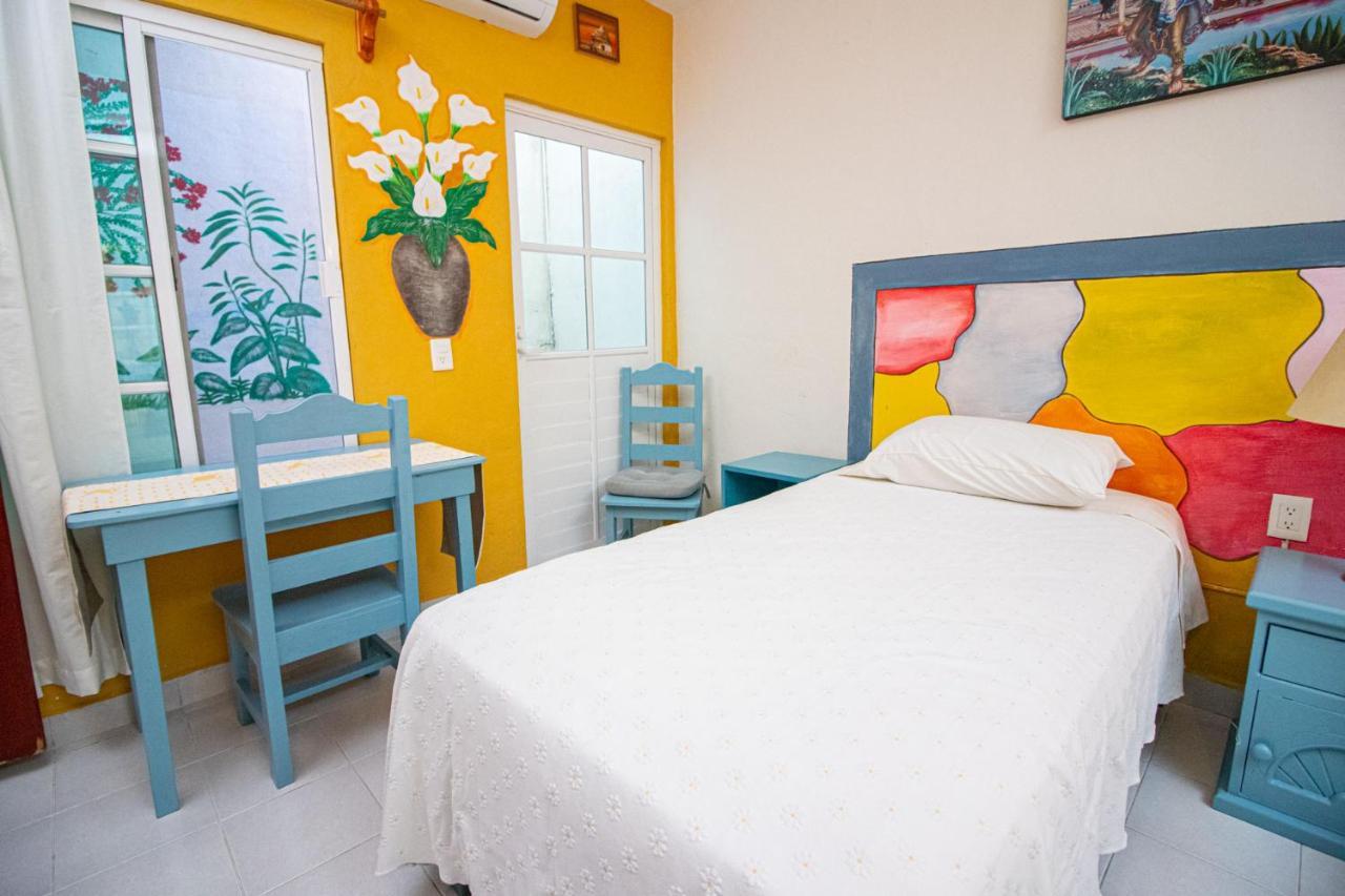 Hotel La Casa Del Almendro Playa del Carmen Zewnętrze zdjęcie