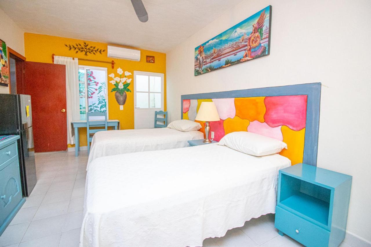 Hotel La Casa Del Almendro Playa del Carmen Zewnętrze zdjęcie